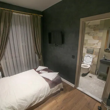 Hotel Sosyete 2*