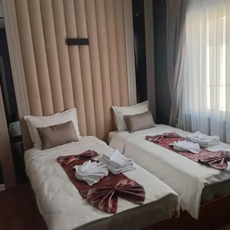 Hotel Sosyete 2*